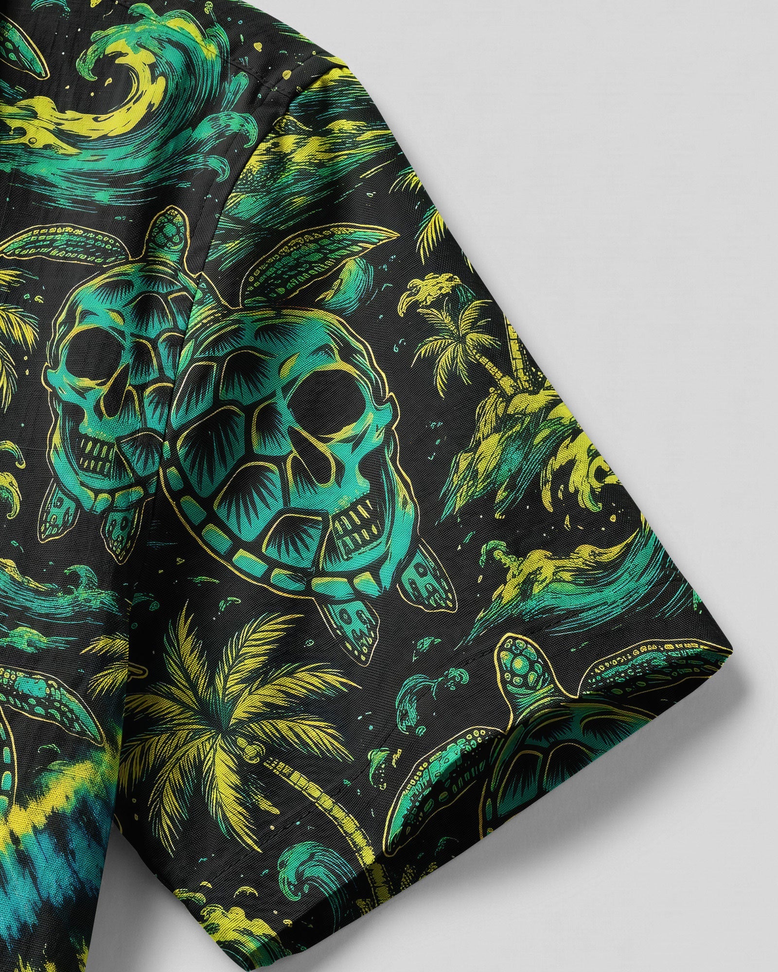SKULL TURTLE OCEAN WAVES V PATTERN CAMP SHIRT  - TLNO0107261