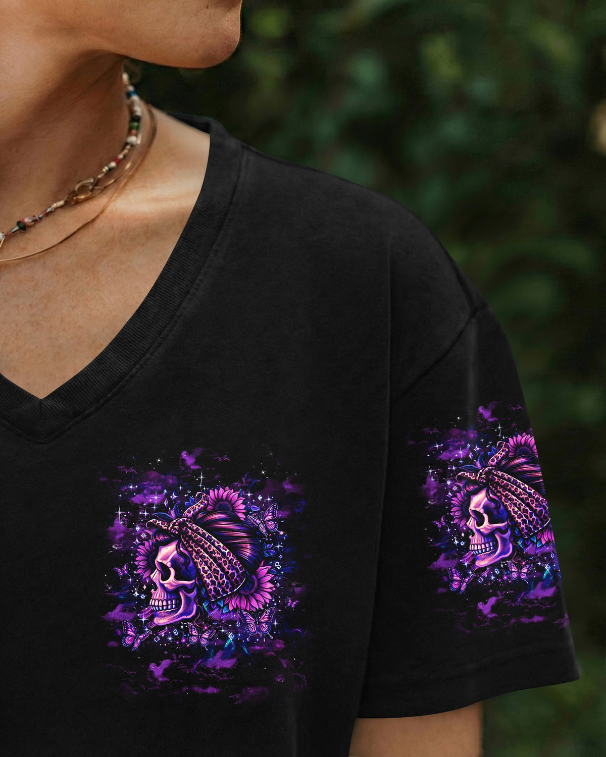 I'M A GIRL WITH A MIND SKULL MESSY BUN ALL OVER PRINT  - TLHG0904262